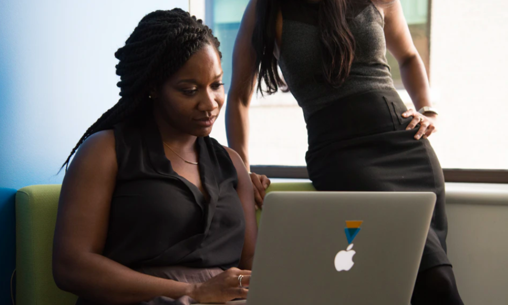 Foresight et l'Université de l'île de Vancouver s'associent pour vous aider à intégrer dans votre équipe les talents d'un MBA international.