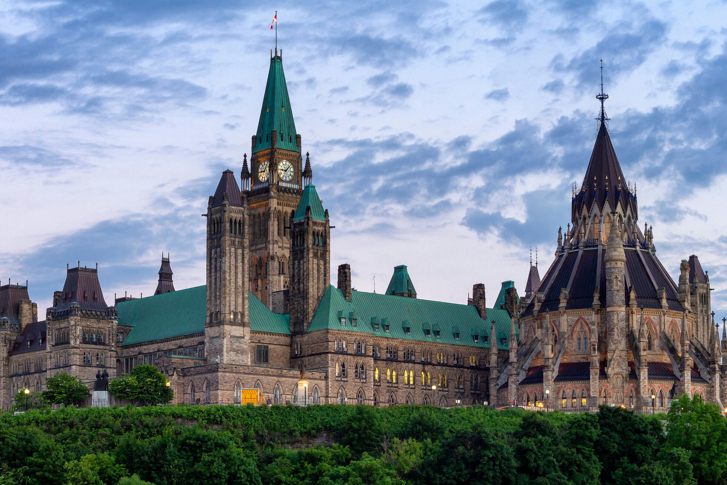 Le budget fédéral renforce les mesures d'incitation en faveur de la transition vers les énergies propres - est-ce suffisant ?