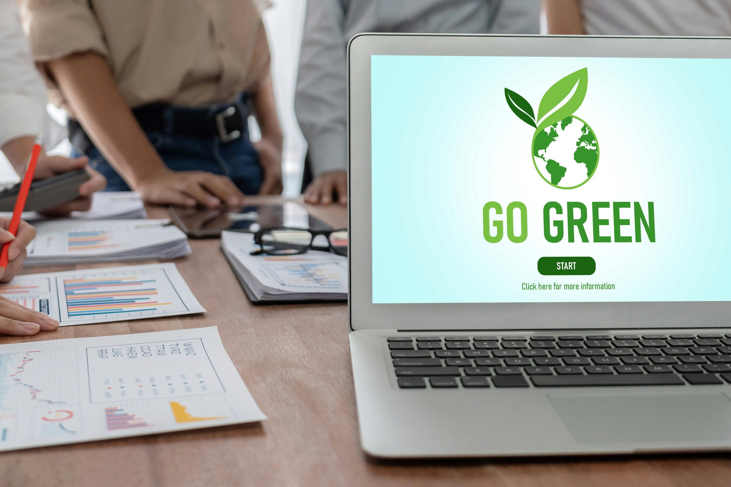 Règlements sur l'écoblanchiment : L'importance des déclarations de durabilité vérifiées