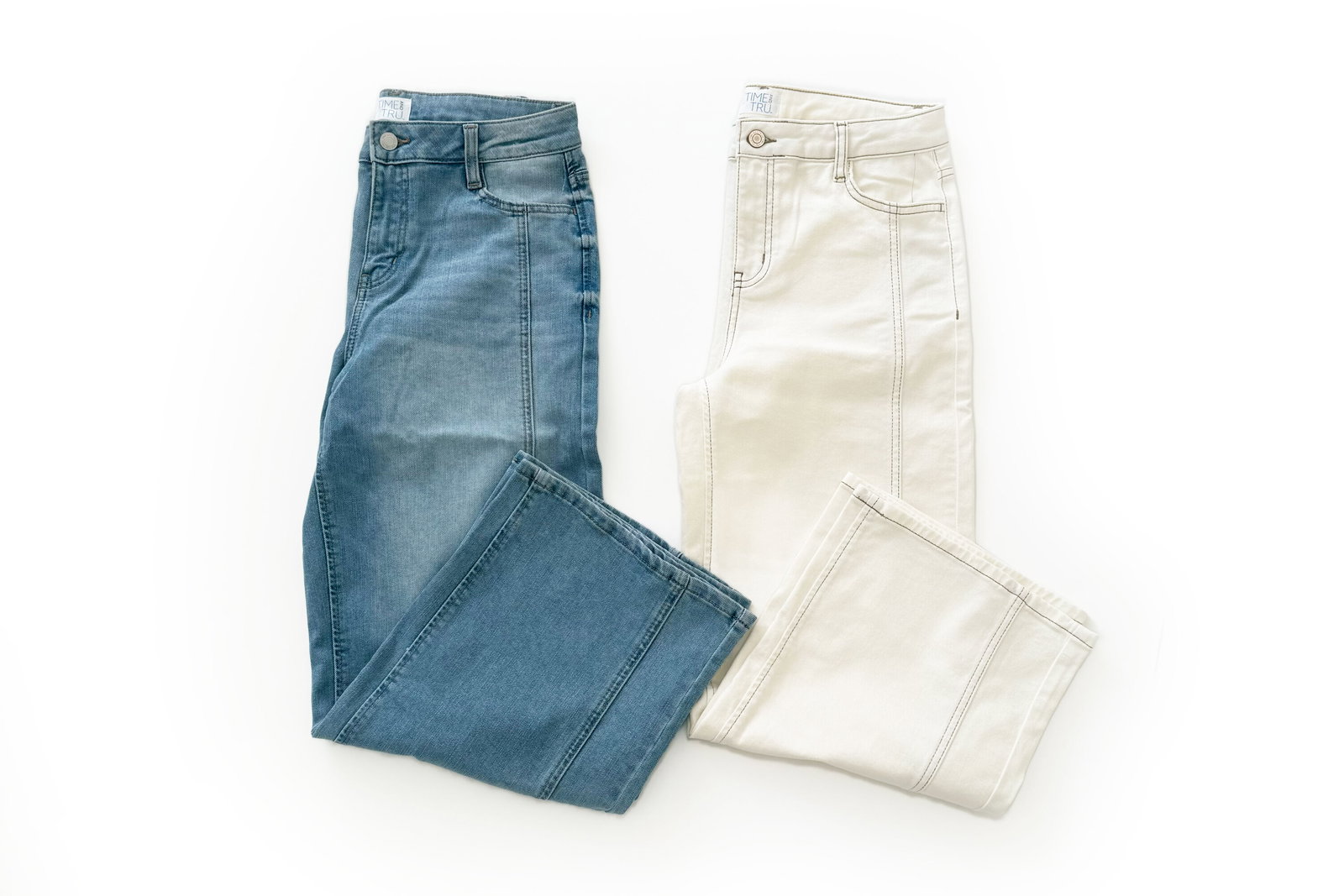 Time & Tru Wide Leg Jean 26