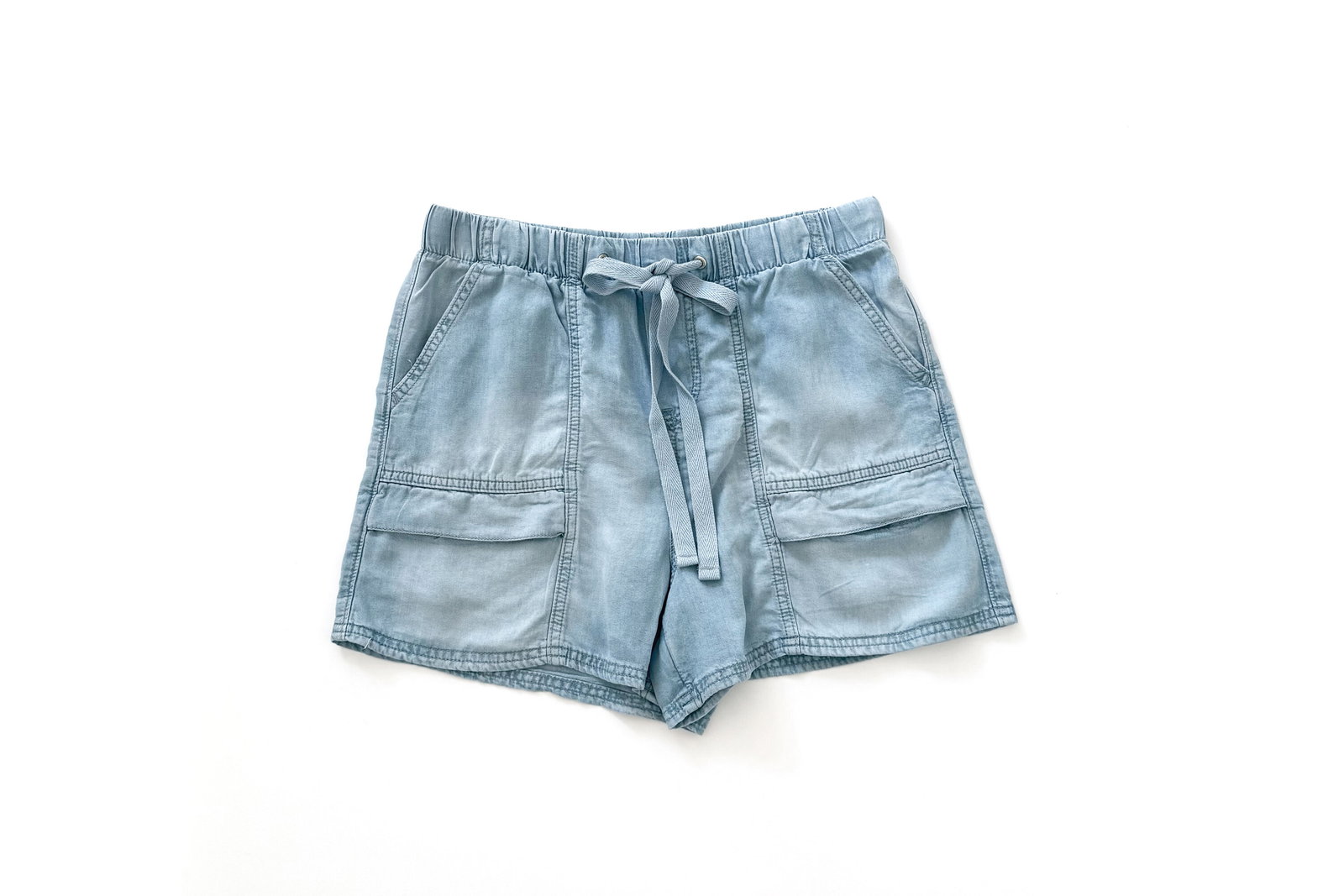 Time and Tru Chambray Cargo Shorts