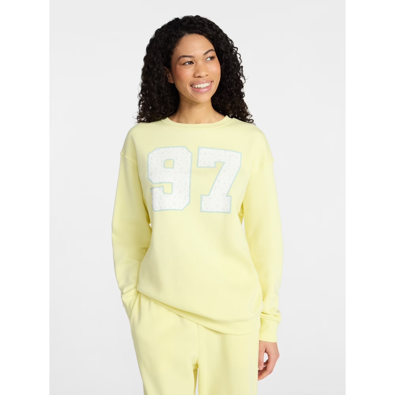 No Boundaries Oversized Graphic Sweatshirt