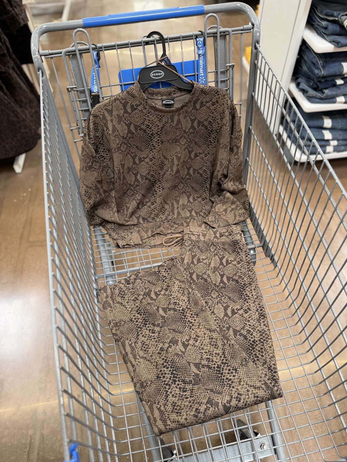 Scoop Scubaknit Cropped Sweatshirt & Wide Leg Tie Waist Pants