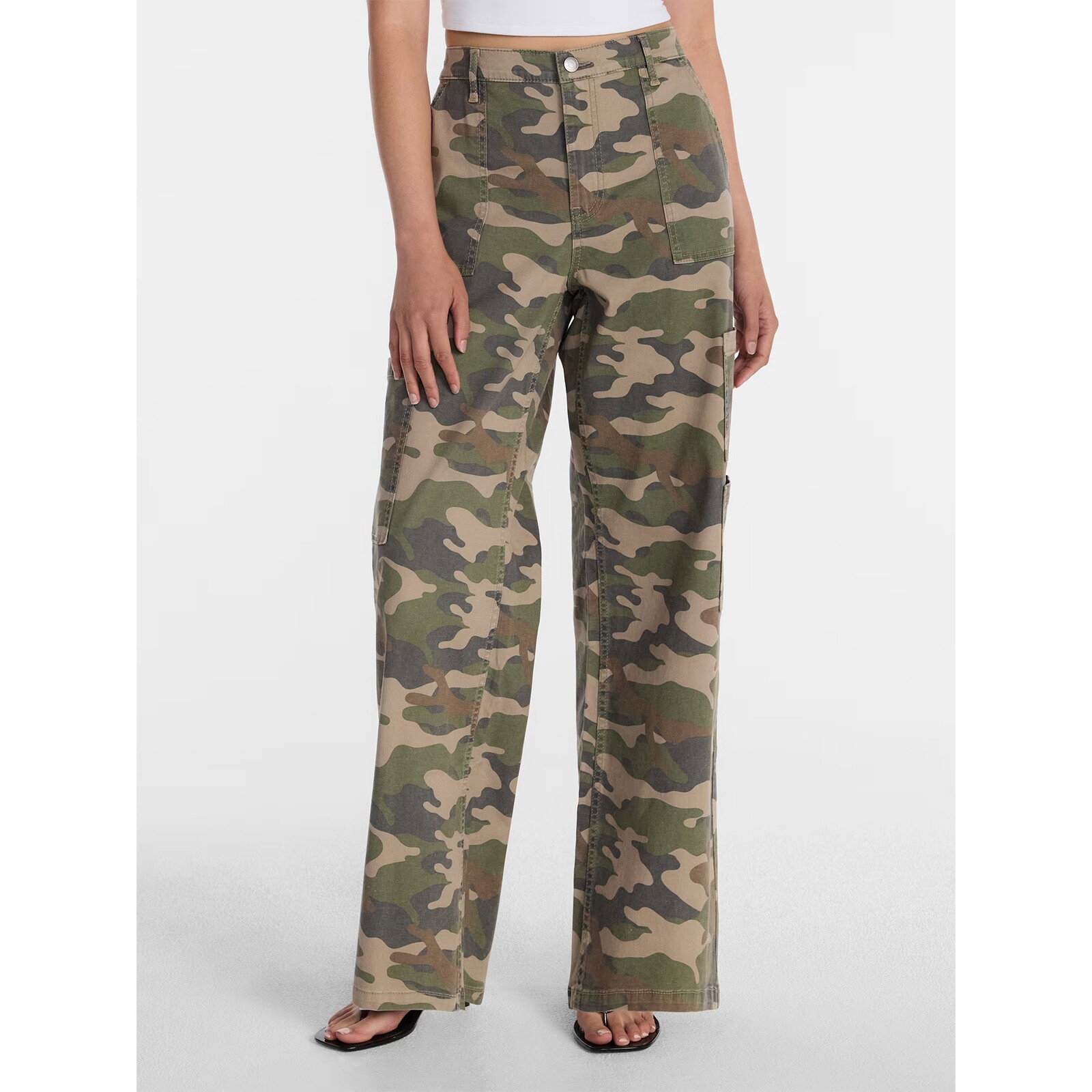 No Boundaries Wide Leg Cargo Pants