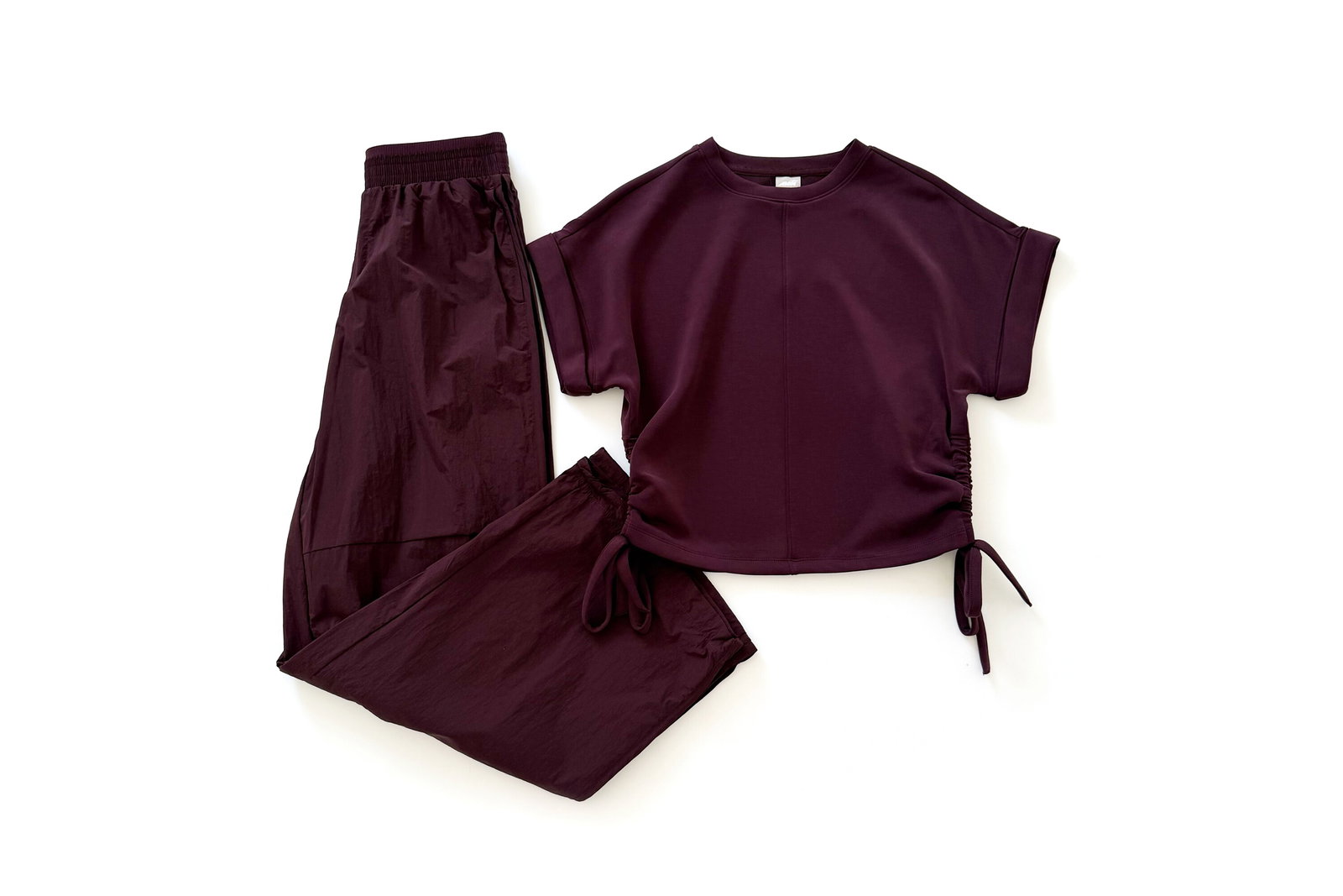 Avia Cinched Scubaknit Top and Crinkle Pants