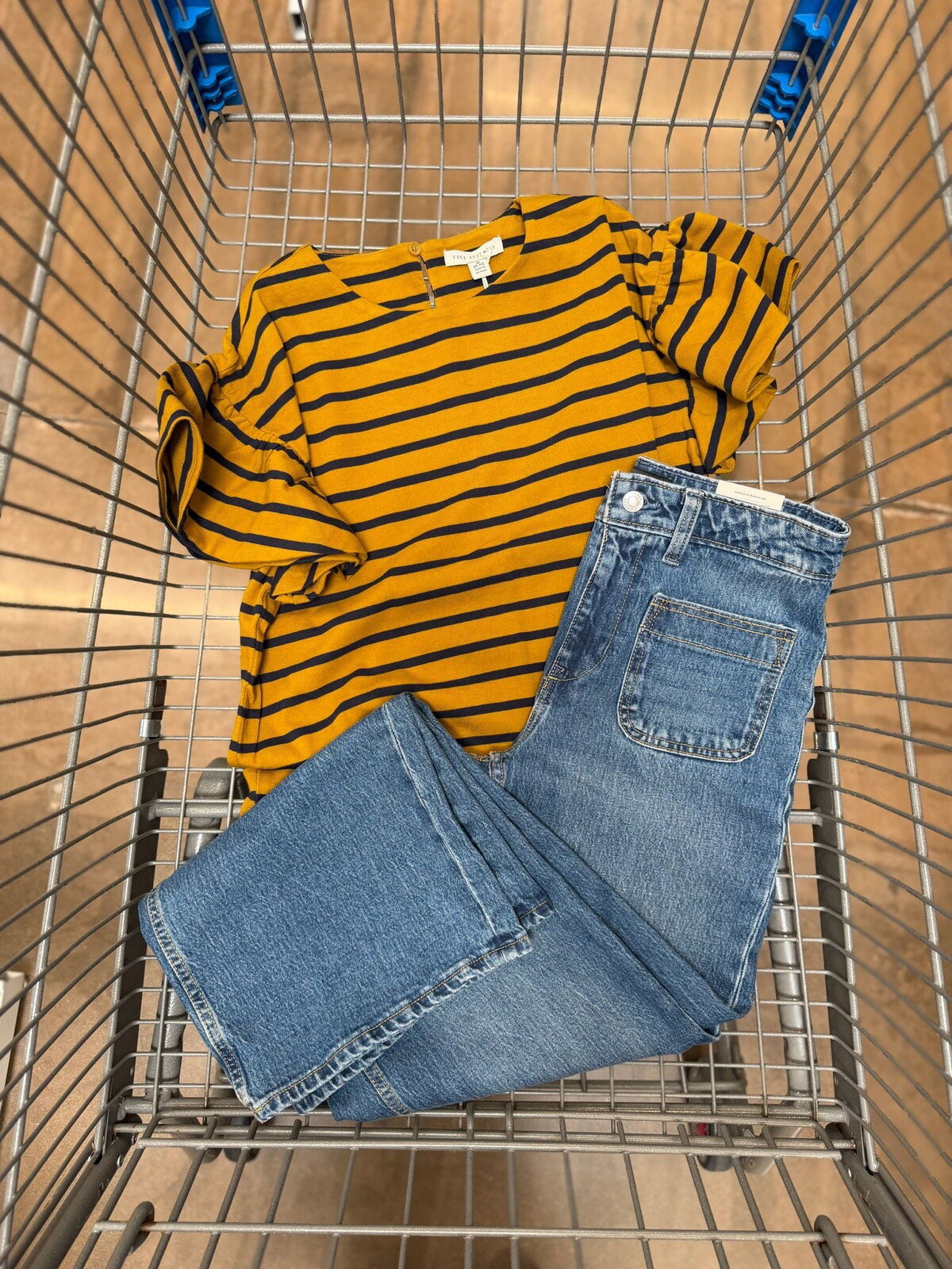 Free Assembly flutter sleeve top with high rise patch pocket jeans at Walmart
